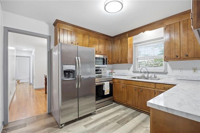 935 Coloma Drive, Newport News, VA 23608