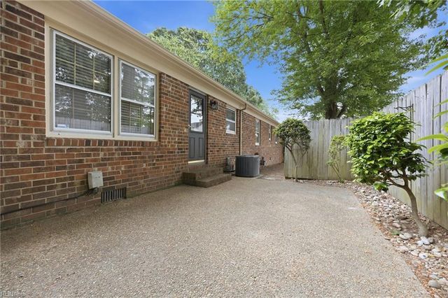 935 Coloma Drive, Newport News, VA 23608