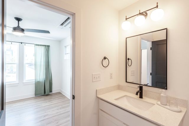 102 Duke St Apt 24, Nashville, TN 37207