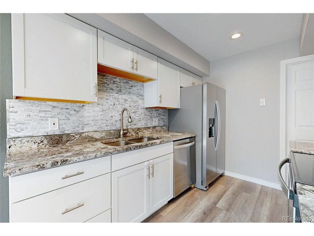 9775 Croke Dr, Thornton, CO 80260