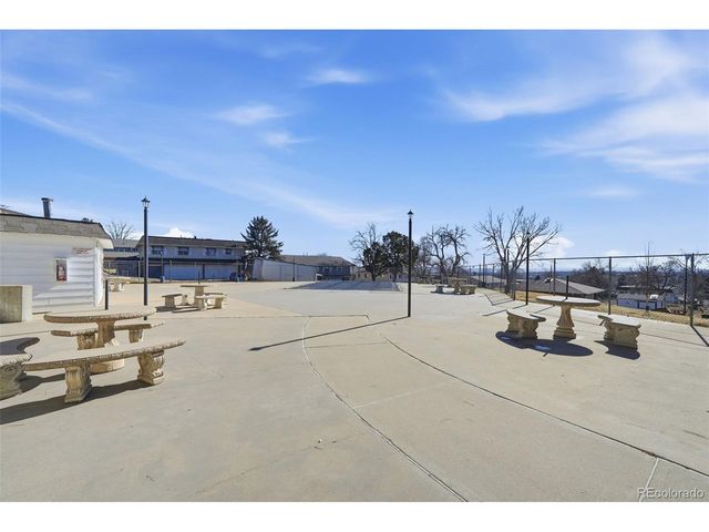 9775 Croke Dr, Thornton, CO 80260