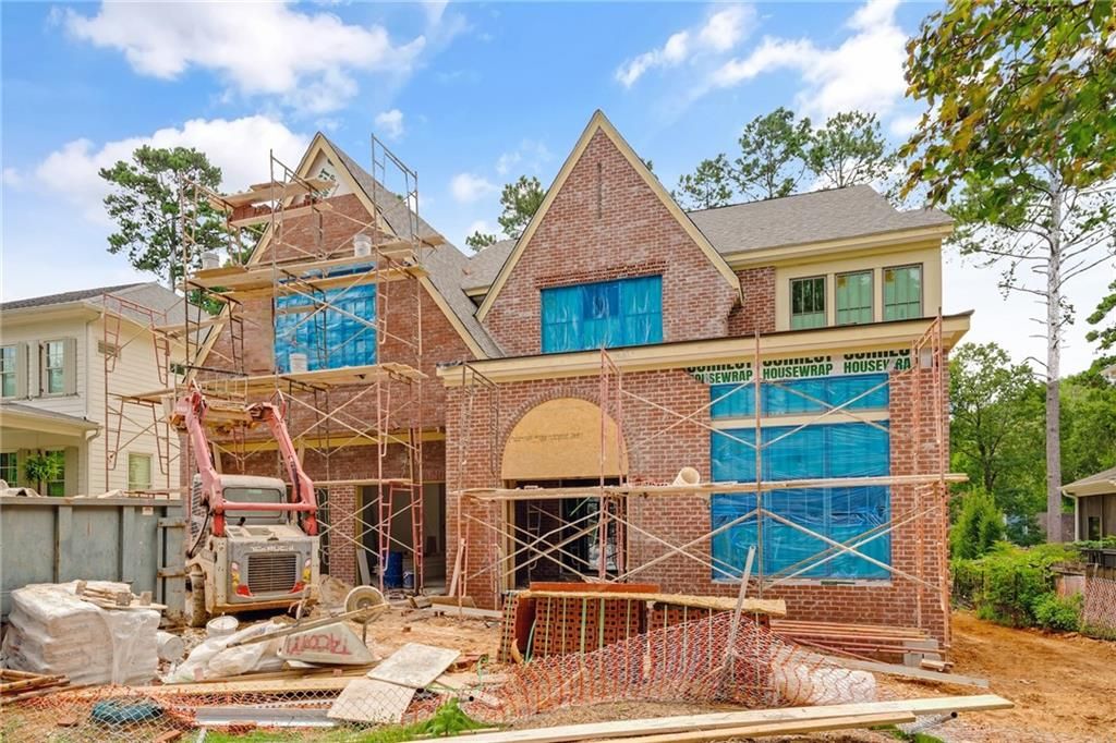 1575 Trentwood NE Place, Brookhaven, GA 30319
