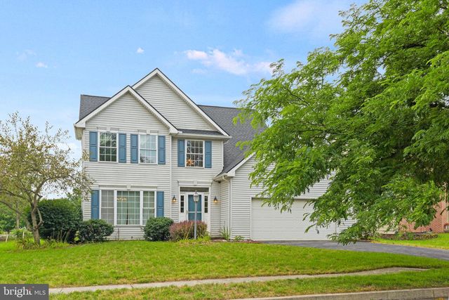 1980 CREEK HOLLOW LN, Hershey, PA 17033