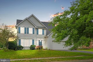 1980 CREEK HOLLOW LN, Hershey, PA 17033