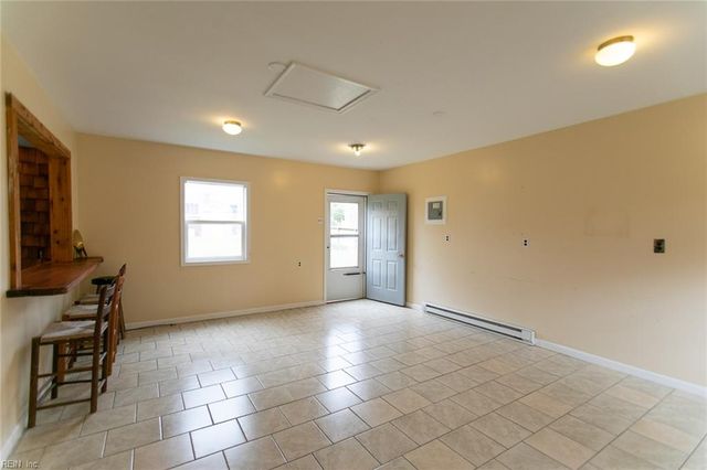 7759 Belroi RD, Gloucester, VA 23061