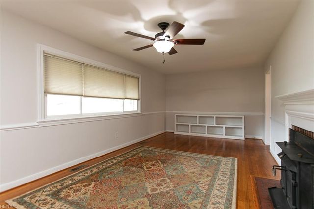 7759 Belroi RD, Gloucester, VA 23061