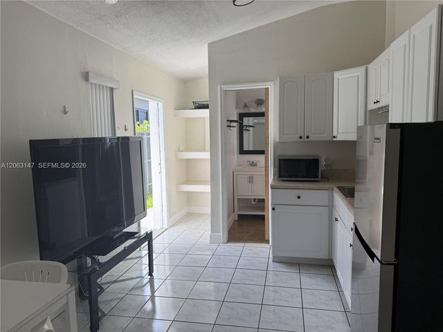 3500 SW 87th Pl STD, Miami, FL 33165