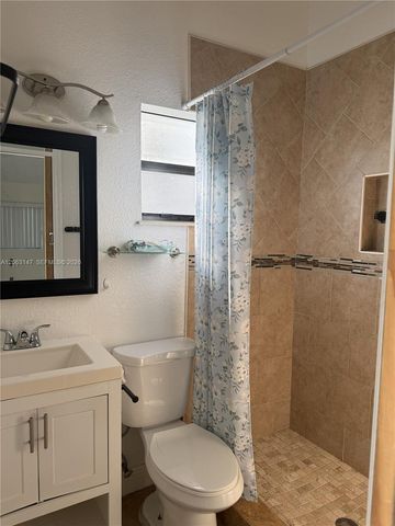 3500 SW 87th Pl STD, Miami, FL 33165