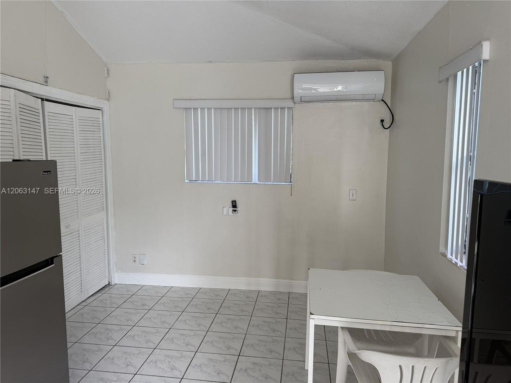 3500 SW 87th Pl STD, Miami, FL 33165