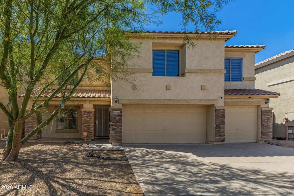 Image 3 of property listing at 43549 W ELIZABETH Avenue, Maricopa, AZ 85138