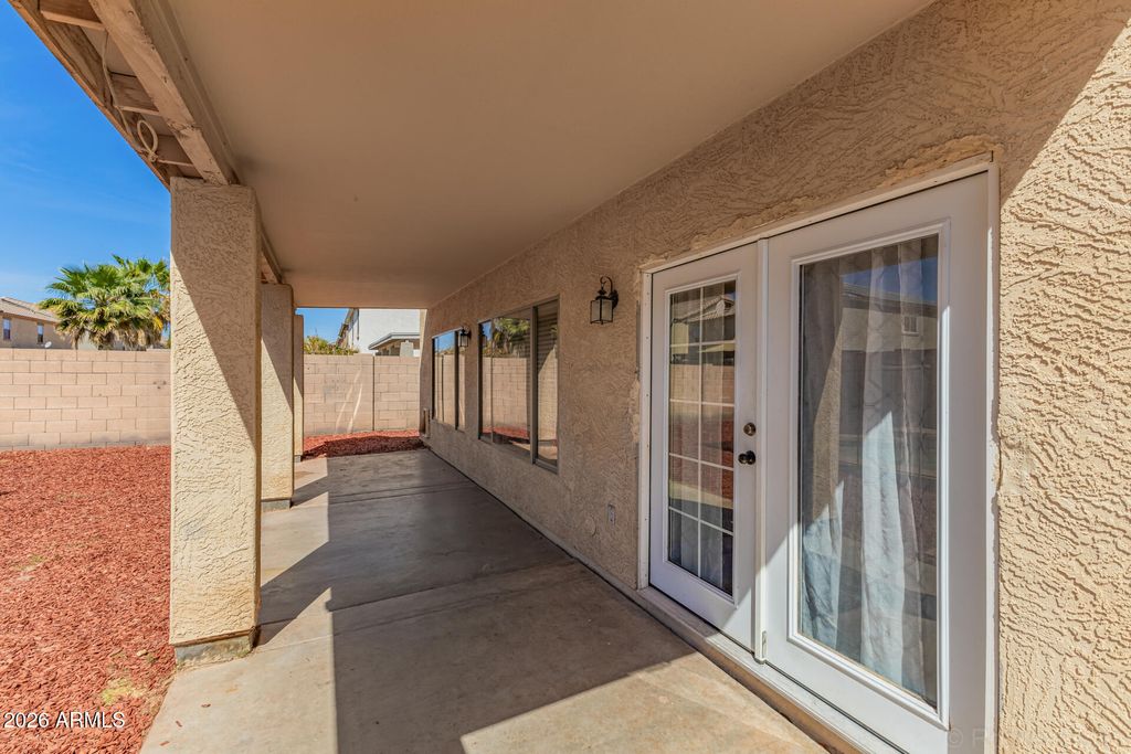 Image 39 of property listing at 43549 W ELIZABETH Avenue, Maricopa, AZ 85138