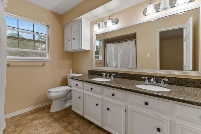 1814 Wagon Gap Trail, Houston, TX 77090