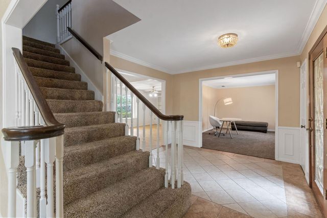 1814 Wagon Gap Trail, Houston, TX 77090