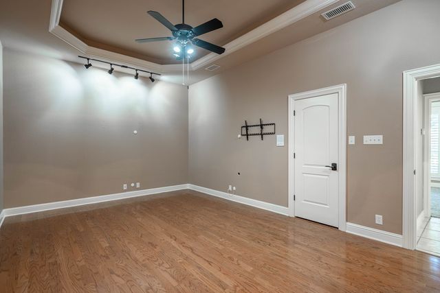 5705 Fenway Dr, Midland, TX 79707