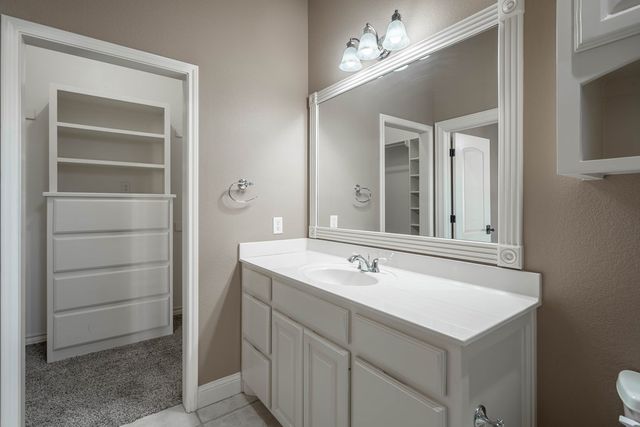 5705 Fenway Dr, Midland, TX 79707