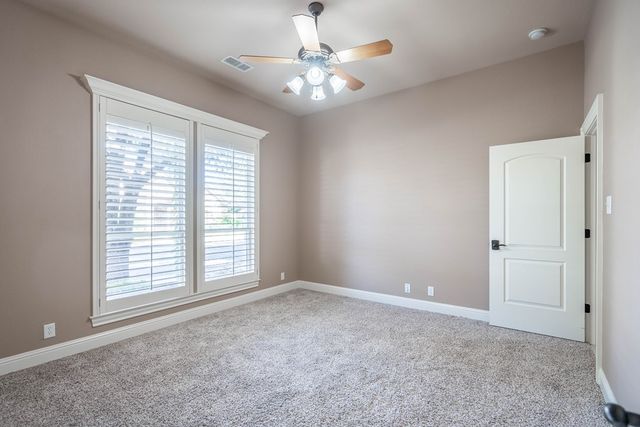 5705 Fenway Dr, Midland, TX 79707