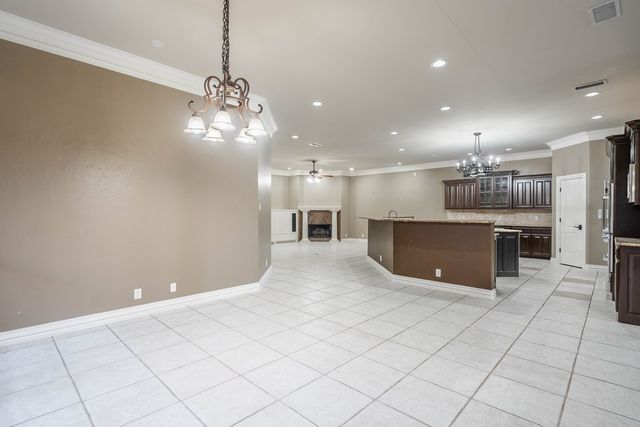 5705 Fenway Dr, Midland, TX 79707