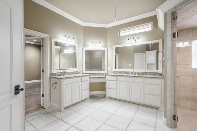 5705 Fenway Dr, Midland, TX 79707