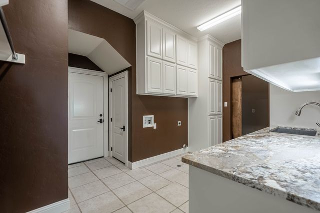 5705 Fenway Dr, Midland, TX 79707