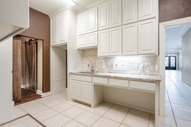 5705 Fenway Dr, Midland, TX 79707