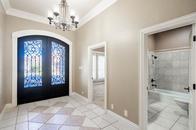 5705 Fenway Dr, Midland, TX 79707