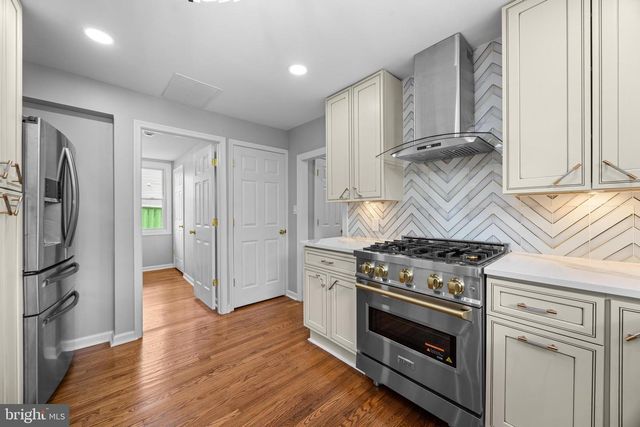 102 NELSON RD, Pikesville, MD 21208