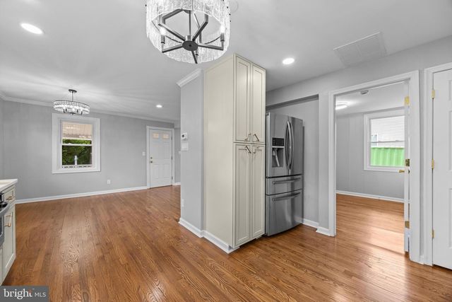 102 NELSON RD, Pikesville, MD 21208