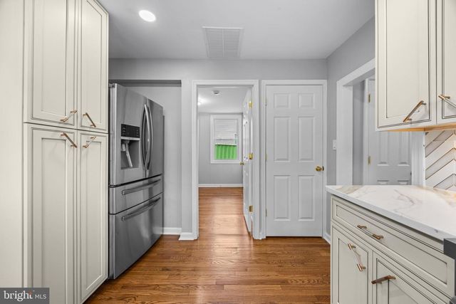 102 NELSON RD, Pikesville, MD 21208
