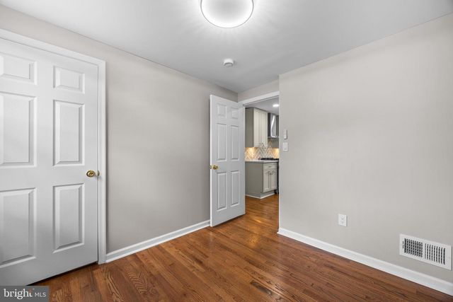 102 NELSON RD, Pikesville, MD 21208