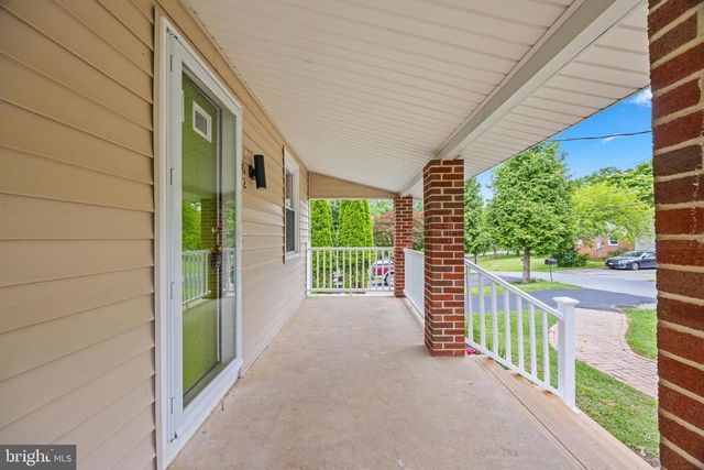 102 NELSON RD, Pikesville, MD 21208