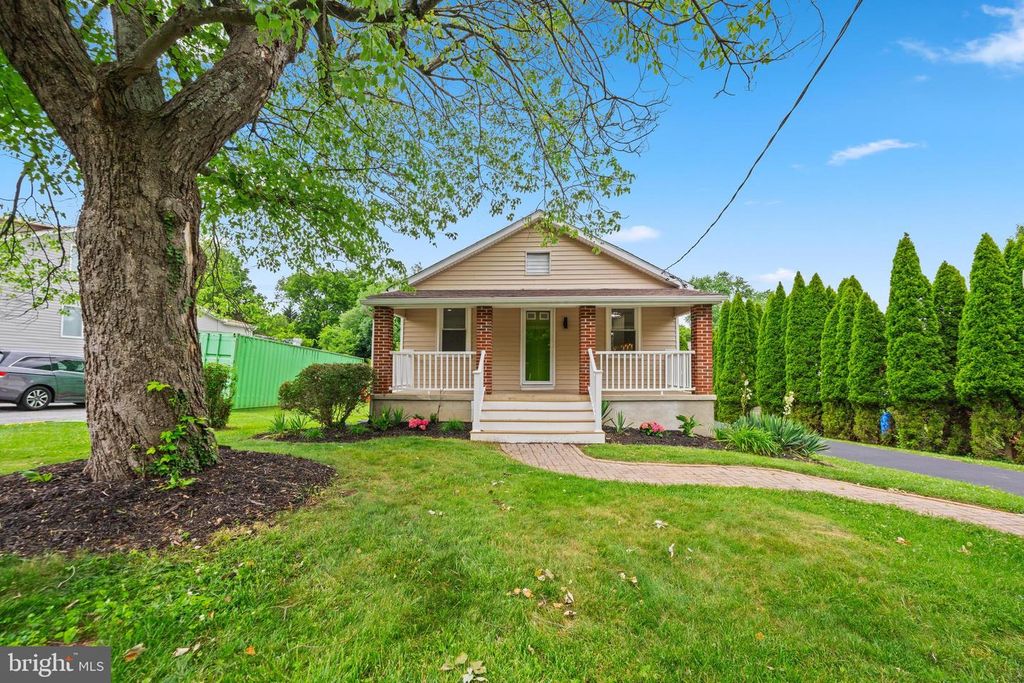 102 NELSON RD, Pikesville, MD 21208