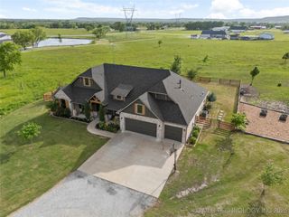 16990 S 33rd West Avenue, Glenpool, OK 74033