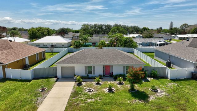 718 SW Curry Street, Port St. Lucie, Port St Lucie, FL 34983