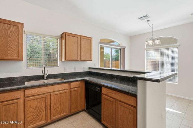 2250 E DEER VALLEY Road 99, Phoenix, AZ 85024