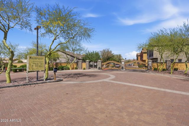 2250 E DEER VALLEY Road 99, Phoenix, AZ 85024