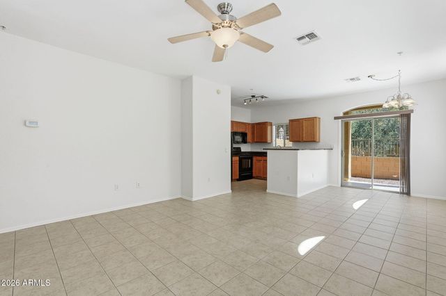 2250 E DEER VALLEY Road 99, Phoenix, AZ 85024