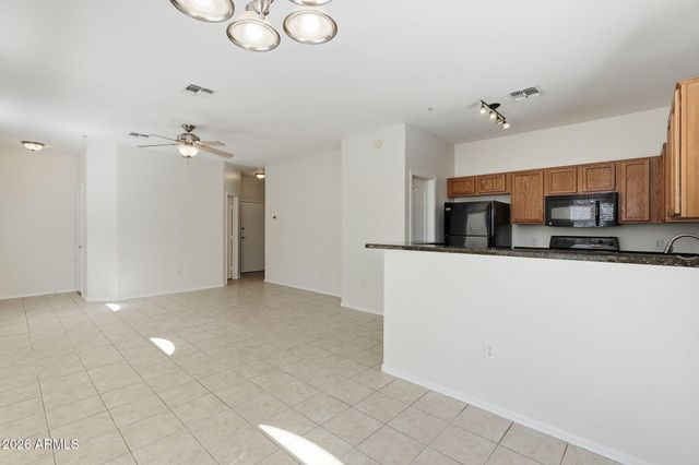 2250 E DEER VALLEY Road 99, Phoenix, AZ 85024