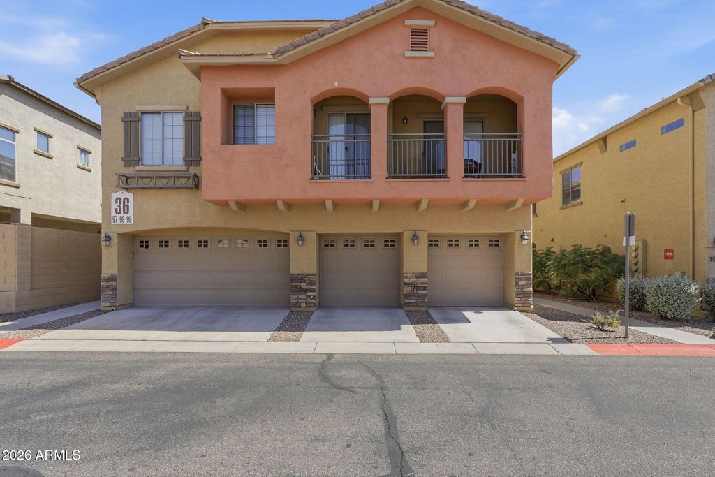 2250 E DEER VALLEY Road 99, Phoenix, AZ 85024