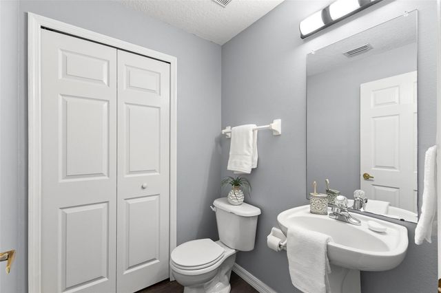 1758 OAK POND COURT, Oldsmar, FL 34677