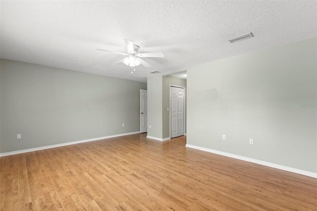 1758 OAK POND COURT, Oldsmar, FL 34677