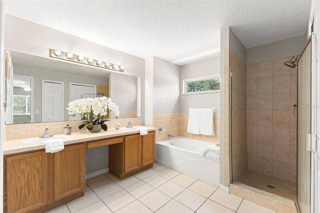 1758 OAK POND COURT, Oldsmar, FL 34677