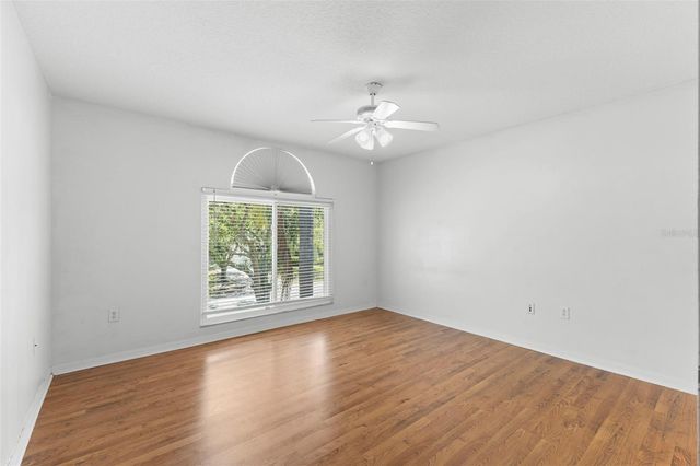 1758 OAK POND COURT, Oldsmar, FL 34677