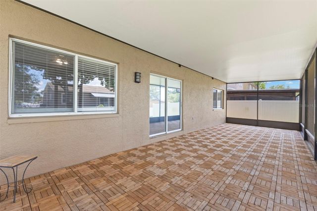 1758 OAK POND COURT, Oldsmar, FL 34677
