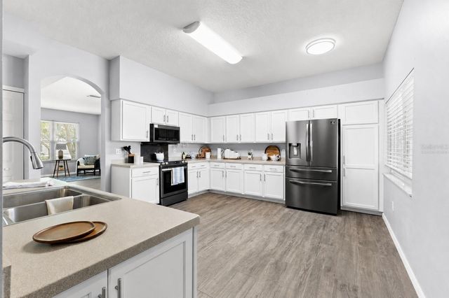 1758 OAK POND COURT, Oldsmar, FL 34677