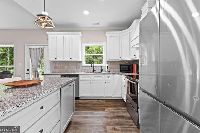 1505 Wisteria Drive, West Point, GA 31833