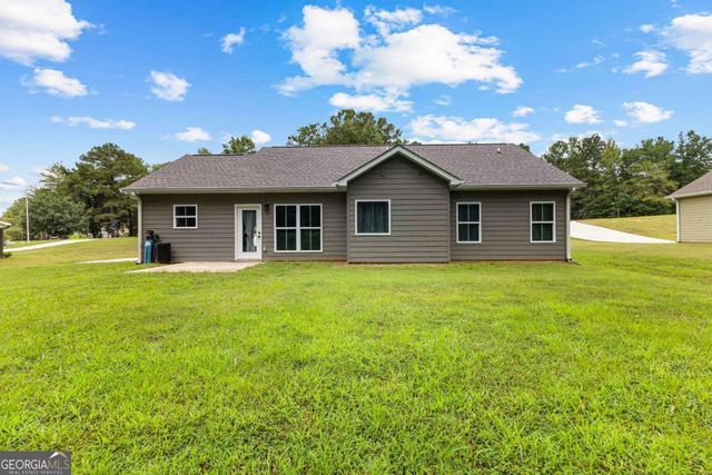 1505 Wisteria Drive, West Point, GA 31833