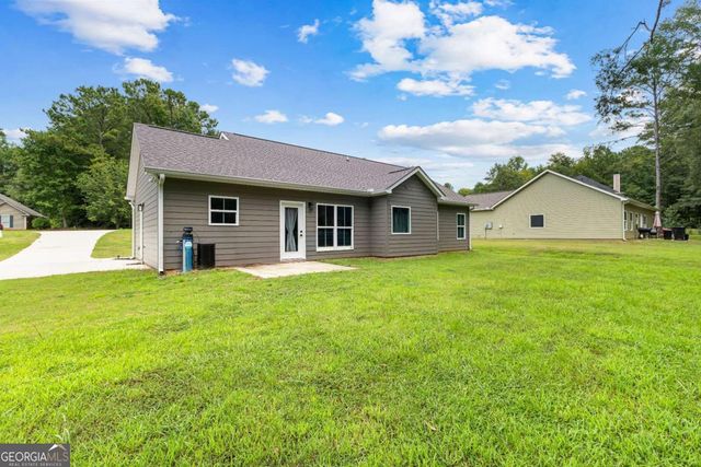 1505 Wisteria Drive, West Point, GA 31833