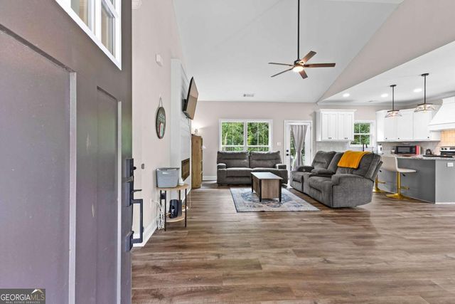 1505 Wisteria Drive, West Point, GA 31833