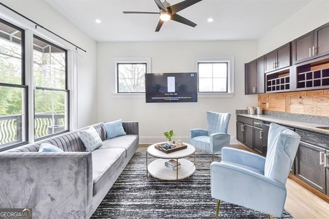 1227 Atlantic Drive NW, Atlanta, GA 30318