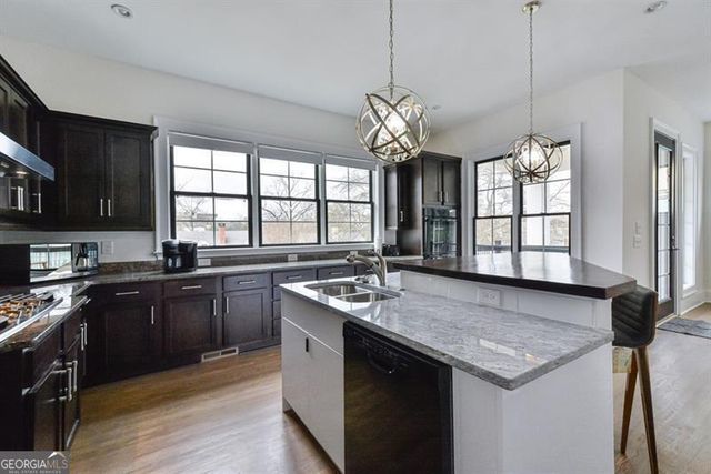 1227 Atlantic Drive NW, Atlanta, GA 30318